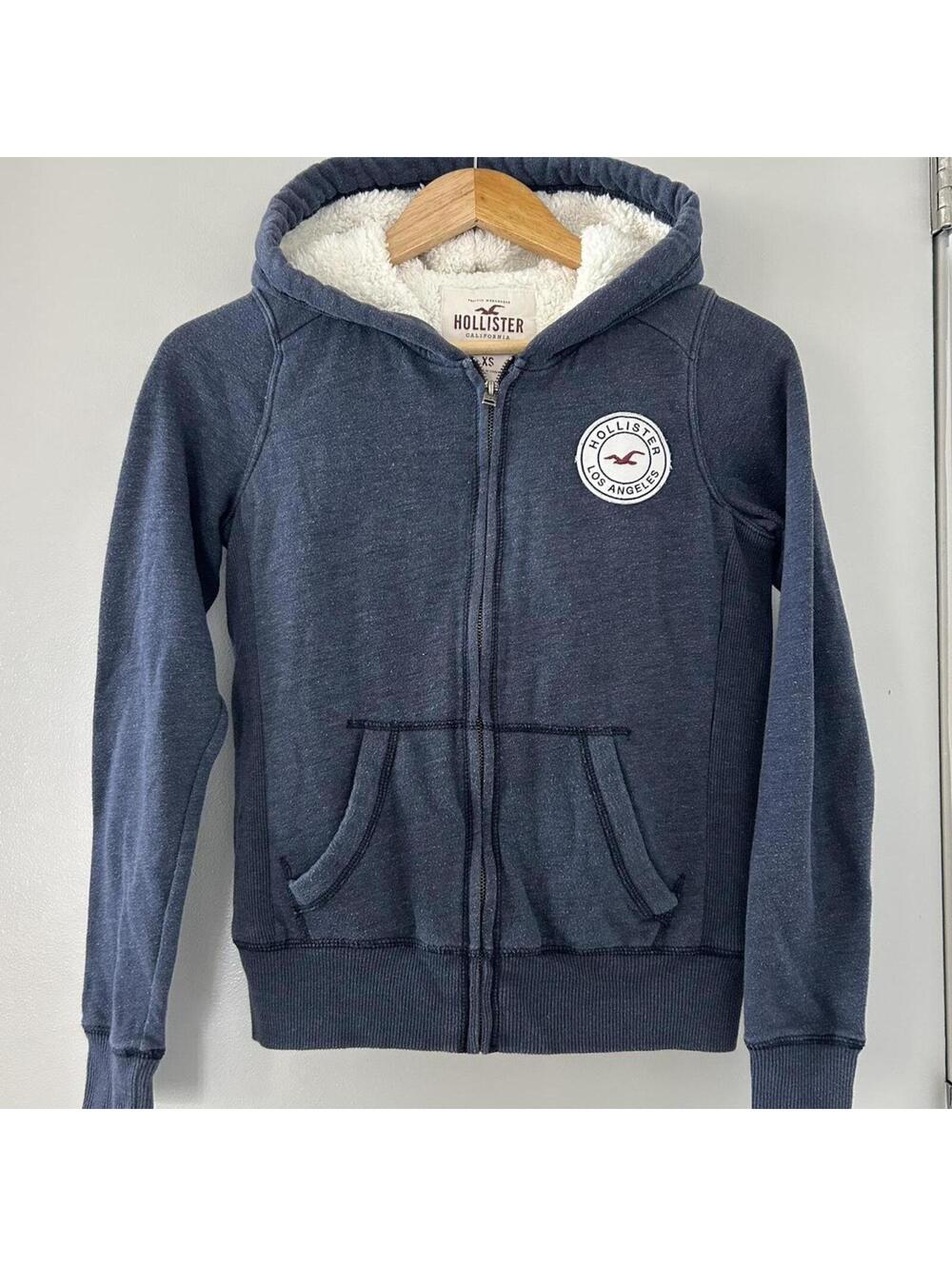 Y2K Hollister zip up. Fleece lined size